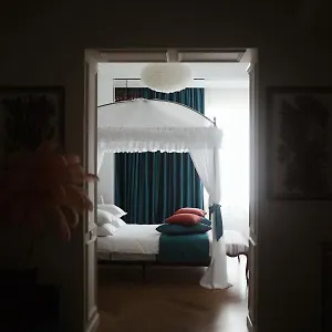 Mola Mola Aparthotel