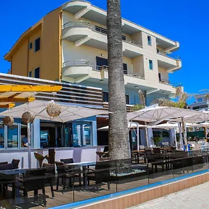 La Quercia 3*, Durres Albania